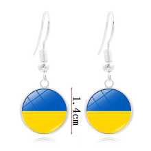 Ohrhänger mit ukrainischer Nationalflagge, goldener Tropfen