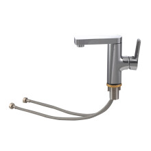 Grifo de baño de alta gama, acero inoxidable 304 y núcleo de cobre que garantizan resistencia a la corrosión, revestimiento PVD al vacío para un