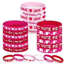 24Pcs Valentine's Day Party Favors Silicone Bracelets Red Love Heart Wrist Bands for Kids Adults Gift (6 Designs)