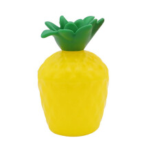 Garrafas para bebidas em formato de coco com tema havaiano. Design à prova de derramamento que garante bebidas sem sujeira. Ideais para festas de