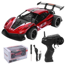 Carro RC com motor potente e alta velocidade, frequência de 2.4GHz, licenciado para crianças e adultos, Ferrari FXX-K EVO. Excelente desempenho e