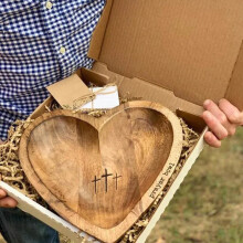 Christian Wooden Heart Bowl with 12 Inspirational Cards, Rustic Religious Gift and Home Decor