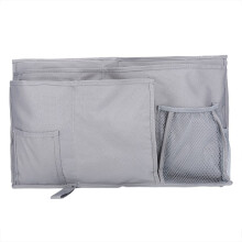Elegante accessorio da comodino, organizer da letto in robusto tessuto Oxford, con tasche multiple per tenere tutto in ordine.