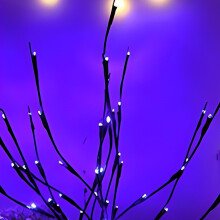 Bendable LED Lighted Willow Branches for Indoor Outdoor Decorative Use, Waterproof DIY Crafting Twig Lights with Multicolor Sync, Battery Operated Eas