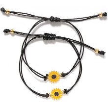 Ensemble de bracelets assortis faits main en soie, le cadeau idéal pour les femmes et les hommes symbolisant l'amitié à distance. Design bohème