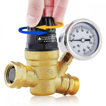 Wasserdruckregler für Wohnmobile, einstellbarer Wasserdruckminderer mit Manometer und Einlasssiebfilter für Wohnmobile
