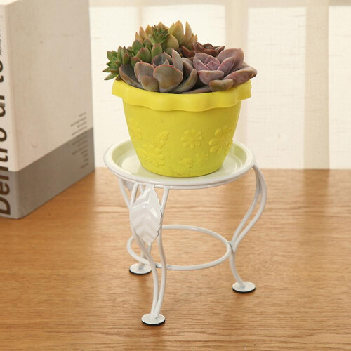 Support à plantes sur pied pour la décoration intérieure, utilisation efficace de l'espace, design triangulaire simple et élégant avec support 2