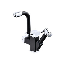 Elegant Kitchen Tap, Solid Brass Construction with Modern Stylish Appearance, Anti-Corrosion Finish for Durability, Flexible Pull-Out Mixer Tap for Ve