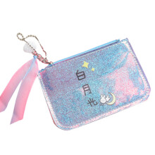 Kompakte, glänzende Geldbörse im Mädchen-Look mit personalisiertem Buchstaben-Design, mehrere Fächer, hochwertiges PVC-Münzfach für Reisen und
