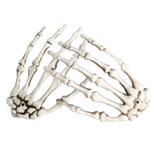 Mains de squelette réalistes pour Halloween, bras et mains de squelette grandeur nature au design réaliste pour créer une ambiance effrayante,