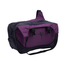 Stilig, slitesterk og vanntett duffelbag for yoga, med justerbar skulderrem og separat skorom, perfekt for aktive kvinner på farten.