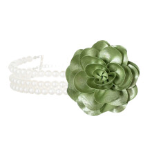 Fashionable Floral Accent Pearls Necklace Adjustable Neck-Green