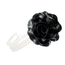 Floral Pearls Pendant Necklace Adjustable Chain Everyday-Black