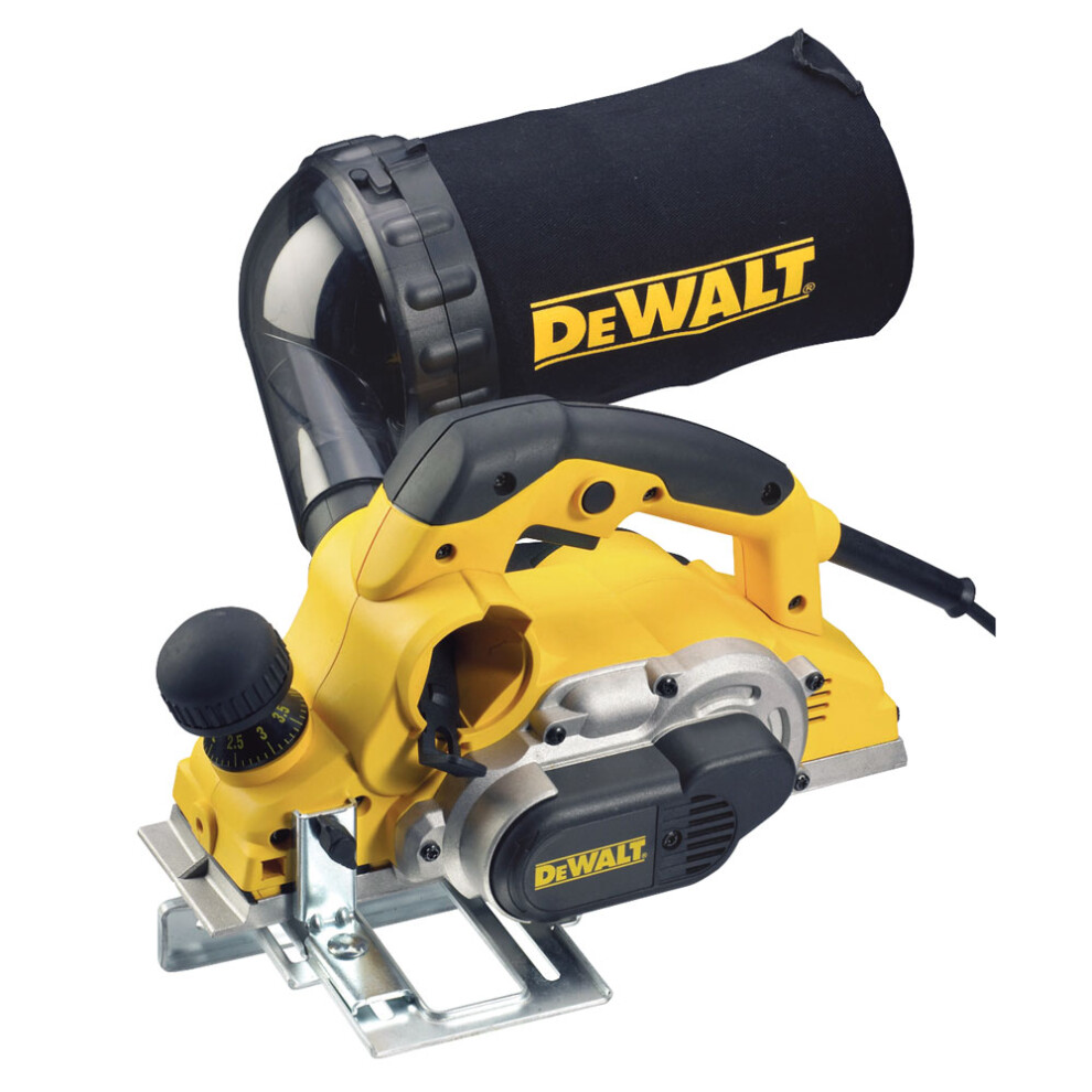 DeWalt D26500K Planer 82mm Blade Dustbag Cary Case 1050 Watt 240 Volt