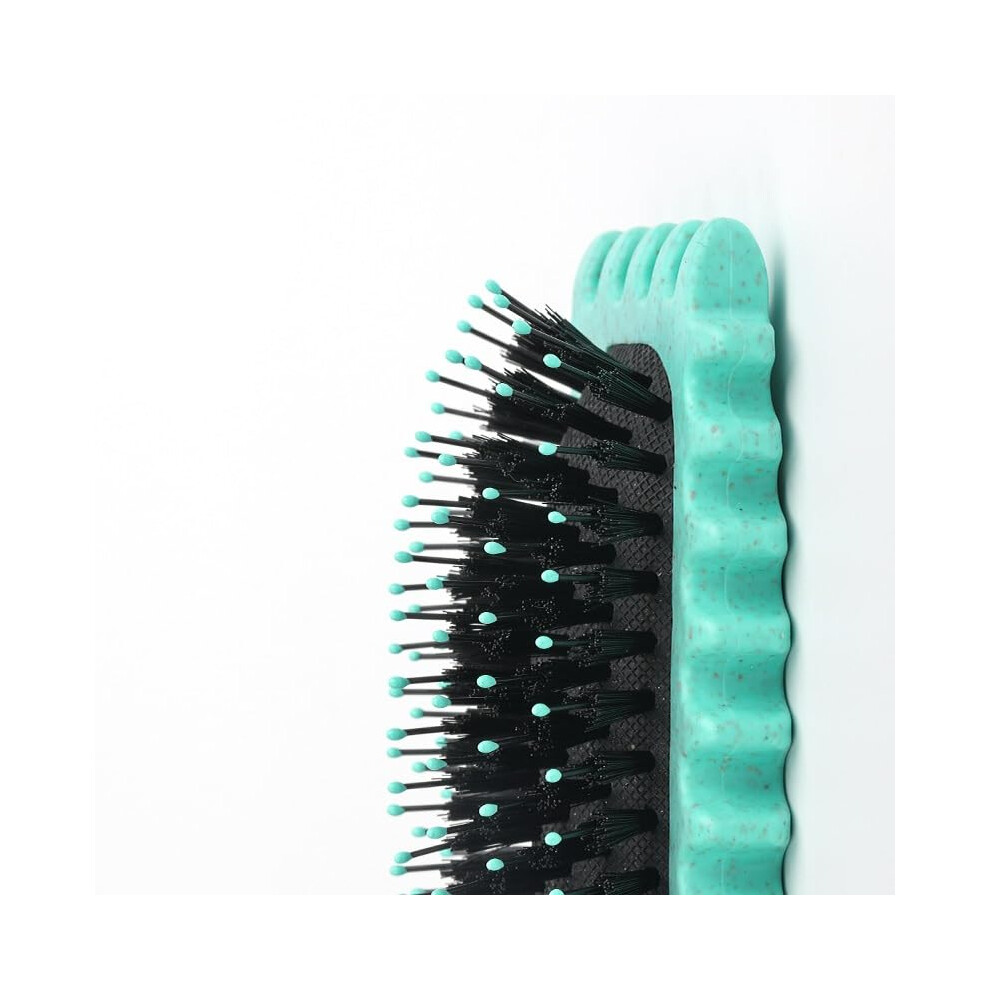 Green Curl Defining Brush For Natural Curly Hair, Nylon Bristles, Detangling And Frizz Reduction