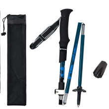 Le rêve de l'aventurier : bâtons de marche pliables ultralégers, extensibles et compacts pour vos aventures en plein air.