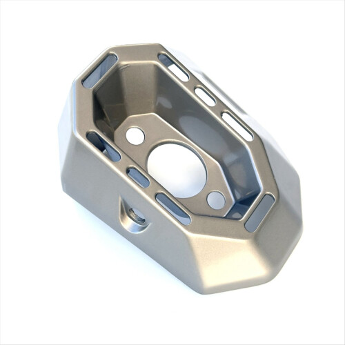 Cache-embout d'échappement pour moto ADV350 1