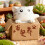 Cartoon-Arme-Box-Katze-Modell, kleine Statue, 12