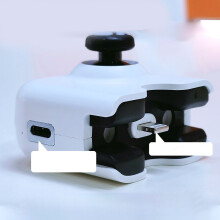 Gamepad Soghluaiste Dearadh Eirgeanamaíochta Breiseán agus Súgradh Nascacht Gan Sreang Soilsiú Cúlra LED Coigilteas Fuinnimh Haptics HyperSense