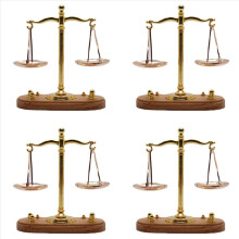 4 Balanças de Equilíbrio Vintage em Miniatura - Acessórios em Metal - Modelo de Balança de Justiça Antiga