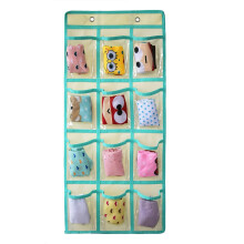 Vereenvoudig je opbergruimte met deze transparante opbergmap van non-woven PVC-materiaal voor je mobiele telefoon en rekenmachine. Het duurzame,