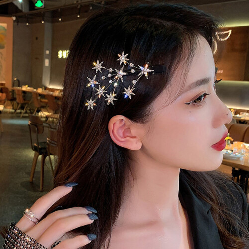 Tiara Estrela Prateada, Design Requintado, Leve e Resistente com Corrente Extensível Ajustável e Coroa de Estrela com Strass, Ideal para Noivas e 2