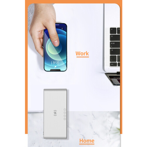 Digitaler LED-Wecker mit kabellosem Ladegerät und Thermometer Silber 2