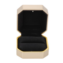 Romantische Atmosphäre, luxuriöse Ringbox mit LED-Beleuchtung, ideal für Heiratsanträge und Hochzeiten, elegantes Design und handliche Größe