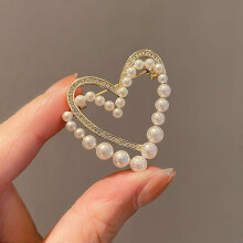 (XZ03) Bling Red Full of Rhinestone Heart Shape Brooch for Women Lovers Lapel Love Pins Christmas Love Pins Valentine Gifts