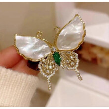 (XZ19) Bling Red Full of Rhinestone Heart Shape Brooch for Women Lovers Lapel Love Pins Christmas Love Pins Valentine Gifts