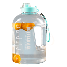 BPA-freie Wasserflasche, großes Fassungsvermögen für die tägliche Flüssigkeitszufuhr, auslaufsicher mit Zeitmarkierung und Strohhalmdeckel,
