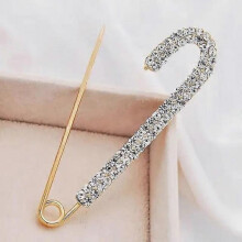 (XZ08) Bling Red Full of Rhinestone Heart Shape Brooch for Women Lovers Lapel Love Pins Christmas Love Pins Valentine Gifts