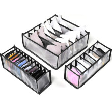 Organisateur de sous-vêtements en nylon résistant à l'humidité, alliant praticité et durabilité.