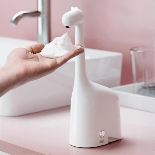 Smart Touchless Giraffe Design 15-Second Timer for Handwashing Battery Level Indicator Soap Dispenser 1