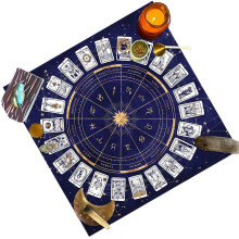 Tarot Cloth for Reading, Square Divination, Velvet Board Game, Elegant Purple 29.3 x 22 cm