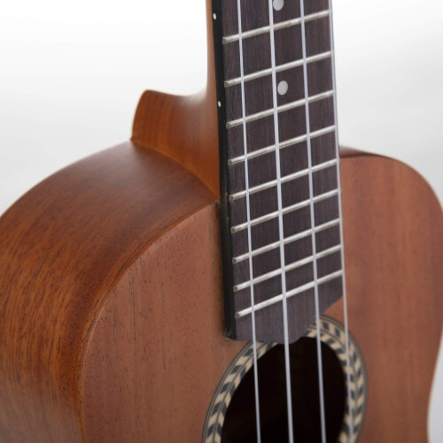 Cordoba 20 cm Ukulele da concerto in mogano 2