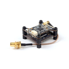 Interface caméra, contrôleur de vol, microprocesseur MPU6000, gyroscope intégré, puce OSD intégrée, double BEC, indicateurs d'état LED, arrêt