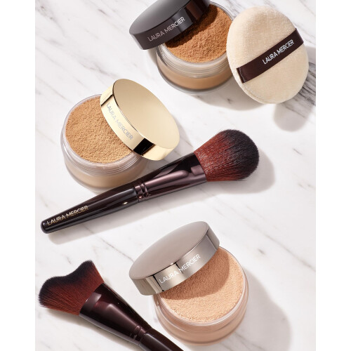 Laura Mercier Laura Mercier Glow Powder Brush 2