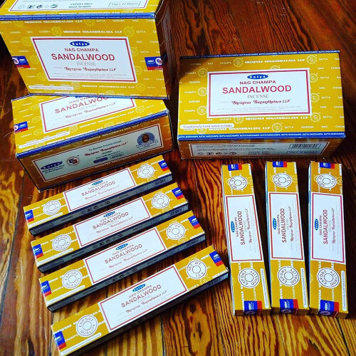 Nag Champa Sandalwood Incense Sticks 1