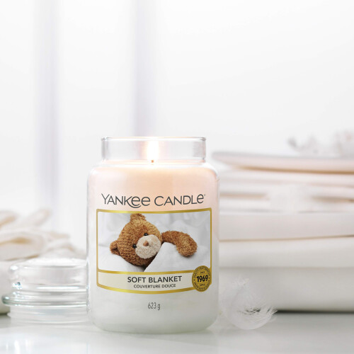 Yankee Candle Yankee Candle - Soft Blanket Medium Jar Candle (623g) 2