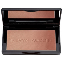 Kevyn Aucoin The Neo-Bronzer, Sundown Deep: 3-in-1 make-uppalette. Highlighter, blush & bronzer in één compact.
