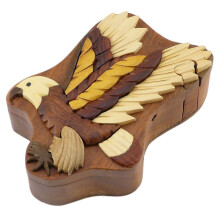 Flying Eagle - Caja de rompecabezas con intarsia de madera natural - Hecha a mano con compartimento secreto