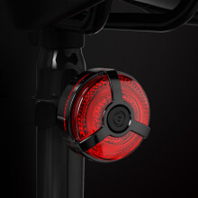 Lumină spate pentru biciclete reîncărcabilă ultra-luminoasă, impermeabilă, fără flacără, cu suport de eliberare rapidă și ieșire