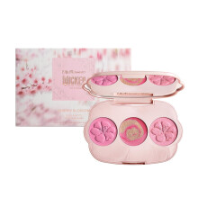 r.e.m. beauty von Ariana Grande Wicked: Cherry Blossom Blush Palette | Pink | Cremige, blendbare Formel