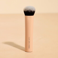 + Lux Unfiltered - Brocha de Maquillaje Facial - Para Colorete y Iluminador - Aplicación Dirigida - Vegana y Libre de Crueldad