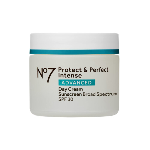 No7 Protect & Perfect Intense Advanced Dagcrème SPF 30 (25ml)