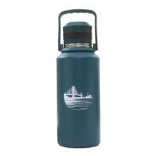 Doppelwandige, auslaufsichere Edelstahl-Isolierflasche mit Klappstrohhalm, Staubschutz, rutschfestem Boden und Tragegriff, spülmaschinenfest,