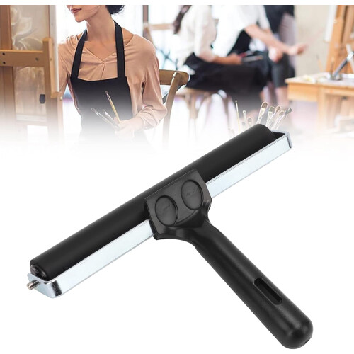 Rubber roller, not bad plastic handle, easy to use, ideal for ink blocks. 1