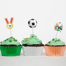 Målscoreres glæde: Opgrader kvalitetspapirfodbold cupcake toppers, ingen samling nødvendig, til sportstemafestdekorationer, 24 stk. klare farver