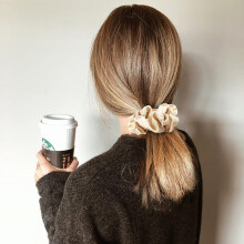 Silkehårbånd, Minimal hårtrækning, Alle hårtyper, Elegant moderigtigt hårtilbehør, Komfortabelt armbånd til kvinder